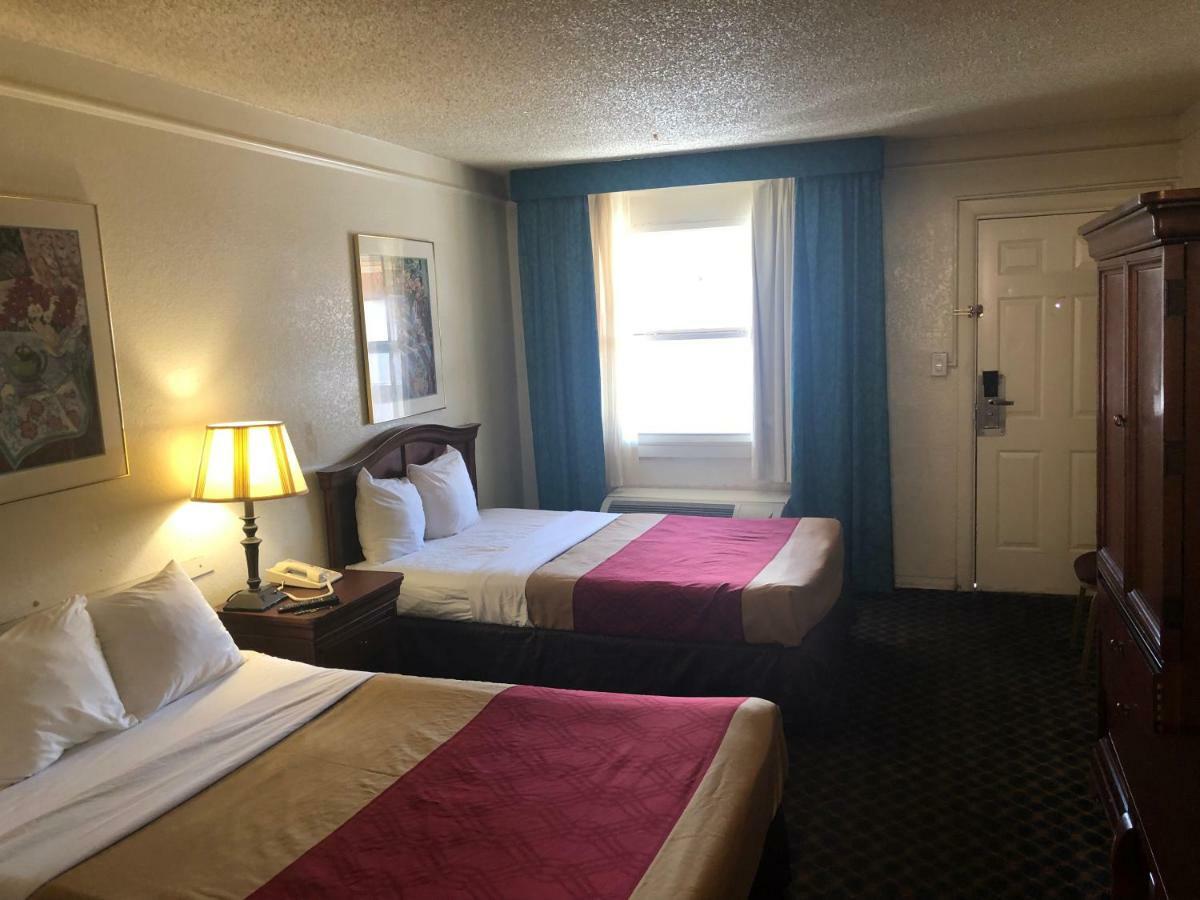 Americas Best Value Inn DEN Exteriör bild